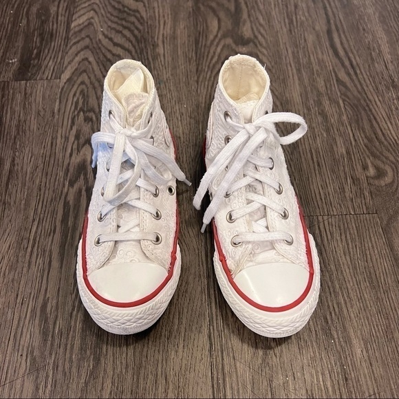 - Rare Kids Floral high top Chuck Taylor Converse in white - Picture 3 of 4